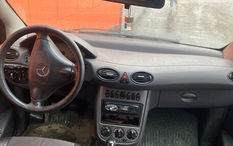 Mercedes-Benz A-Класс, 2001 год, 90 000 рублей, 5 фотография