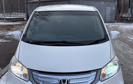 Honda Freed I, 2012 год, 1 080 000 рублей, 1 фотография