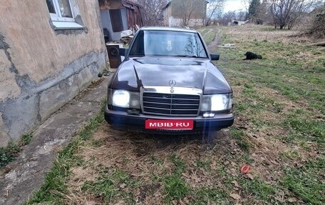 Mercedes-Benz W124, 1986 год, 170 000 рублей, 1 фотография