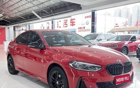 BMW 1 серия, 2022 год, 1 550 000 рублей, 1 фотография