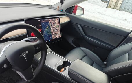 Tesla Model Y I, 2021 год, 3 950 000 рублей, 1 фотография