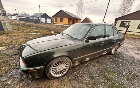 BMW 5 серия, 1989 год, 320 000 рублей, 1 фотография