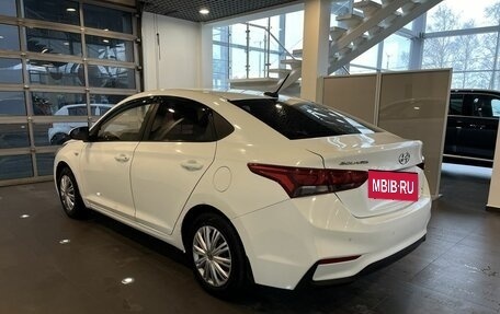 Hyundai Solaris II рестайлинг, 2018 год, 740 000 рублей, 5 фотография
