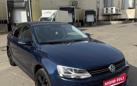 Volkswagen Jetta VI, 2012 год, 750 000 рублей, 5 фотография