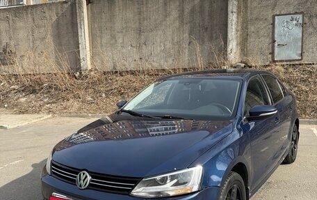 Volkswagen Jetta VI, 2012 год, 750 000 рублей, 6 фотография