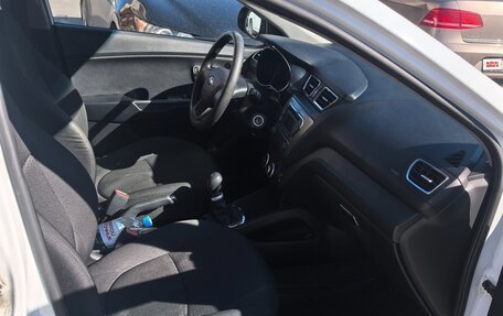 KIA Rio III рестайлинг, 2013 год, 800 000 рублей, 7 фотография