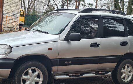 Chevrolet Niva I рестайлинг, 2006 год, 444 000 рублей, 3 фотография