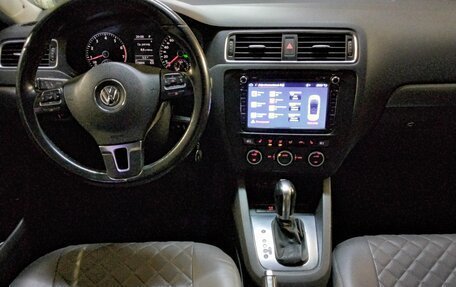 Volkswagen Jetta VI, 2014 год, 910 000 рублей, 7 фотография