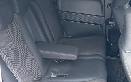 Honda Freed I, 2012 год, 1 080 000 рублей, 16 фотография