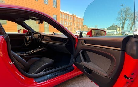 Porsche 911, 2022 год, 19 350 000 рублей, 24 фотография