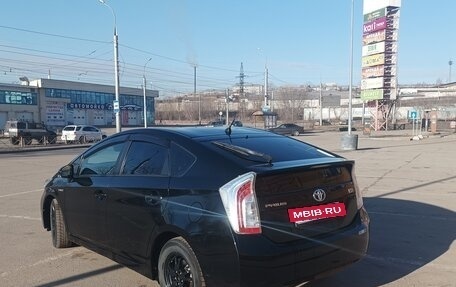 Toyota Prius Alpha I (ZVW40/41), 2012 год, 990 000 рублей, 2 фотография