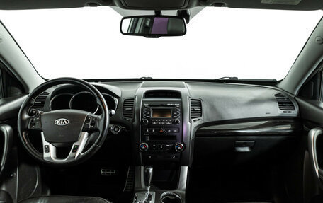 KIA Sorento II рестайлинг, 2012 год, 1 599 777 рублей, 13 фотография