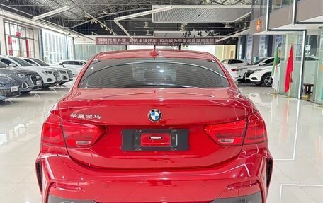 BMW 1 серия, 2022 год, 1 550 000 рублей, 5 фотография