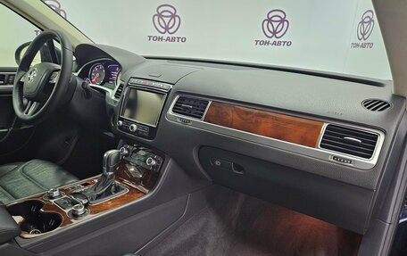 Volkswagen Touareg III, 2016 год, 3 131 000 рублей, 13 фотография