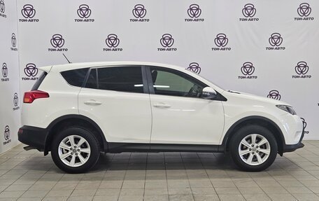 Toyota RAV4, 2015 год, 2 182 000 рублей, 4 фотография