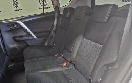 Toyota RAV4, 2015 год, 2 182 000 рублей, 14 фотография