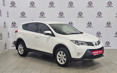 Toyota RAV4, 2015 год, 2 182 000 рублей, 3 фотография