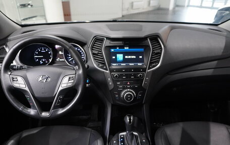 Hyundai Santa Fe III рестайлинг, 2016 год, 2 195 000 рублей, 13 фотография