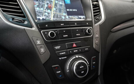 Hyundai Santa Fe III рестайлинг, 2016 год, 2 195 000 рублей, 21 фотография