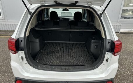 Mitsubishi Outlander III рестайлинг 3, 2018 год, 2 200 000 рублей, 15 фотография