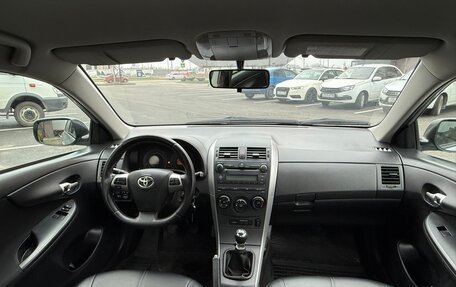 Toyota Corolla, 2011 год, 870 000 рублей, 18 фотография