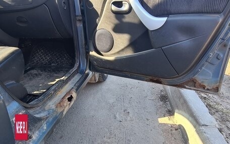 Renault Logan I, 2011 год, 240 000 рублей, 5 фотография