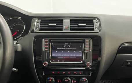 Volkswagen Jetta VI, 2017 год, 1 360 000 рублей, 16 фотография