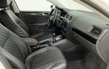 Volkswagen Jetta VI, 2017 год, 1 360 000 рублей, 20 фотография