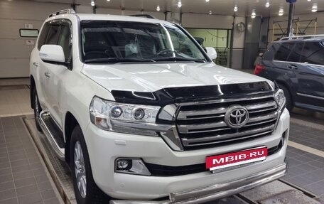 Toyota Land Cruiser 200, 2020 год, 14 000 000 рублей, 9 фотография