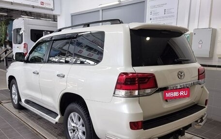 Toyota Land Cruiser 200, 2020 год, 14 000 000 рублей, 3 фотография
