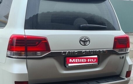 Toyota Land Cruiser 200, 2020 год, 14 000 000 рублей, 18 фотография