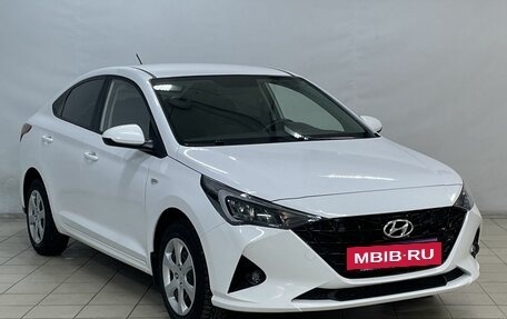 Hyundai Solaris II рестайлинг, 2022 год, 1 793 000 рублей, 2 фотография