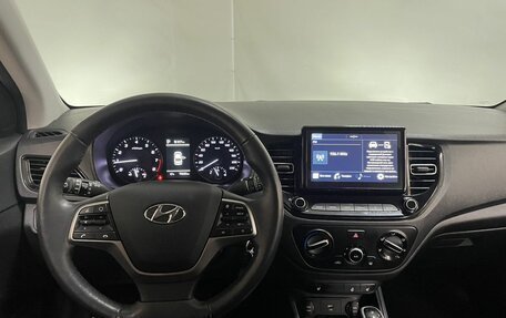 Hyundai Solaris II рестайлинг, 2022 год, 1 793 000 рублей, 17 фотография