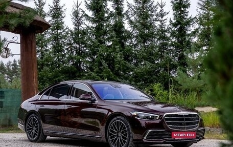 Mercedes-Benz S-Класс, 2023 год, 10 900 000 рублей, 4 фотография