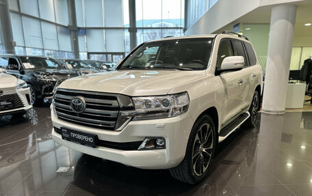 Toyota Land Cruiser 200, 2017 год, 6 413 000 рублей, 5 фотография