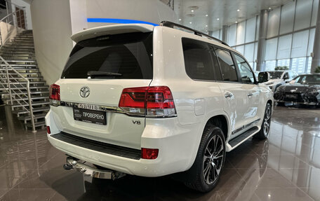 Toyota Land Cruiser 200, 2017 год, 6 413 000 рублей, 9 фотография