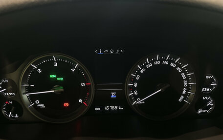 Toyota Land Cruiser 200, 2017 год, 6 413 000 рублей, 17 фотография