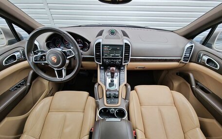Porsche Cayenne III, 2015 год, 3 747 000 рублей, 10 фотография