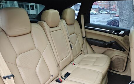 Porsche Cayenne III, 2015 год, 3 747 000 рублей, 24 фотография