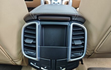 Porsche Cayenne III, 2015 год, 3 747 000 рублей, 25 фотография