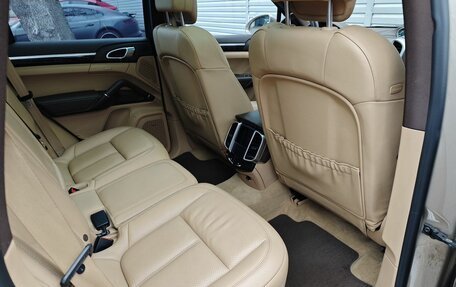 Porsche Cayenne III, 2015 год, 3 747 000 рублей, 23 фотография