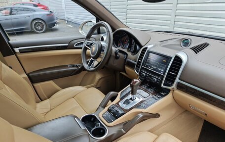 Porsche Cayenne III, 2015 год, 3 747 000 рублей, 27 фотография