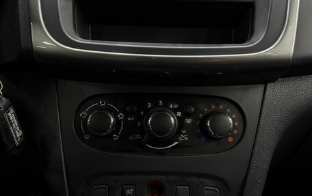 Renault Sandero II рестайлинг, 2018 год, 1 049 888 рублей, 13 фотография