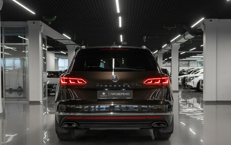 Volkswagen Touareg III, 2019 год, 4 280 000 рублей, 6 фотография