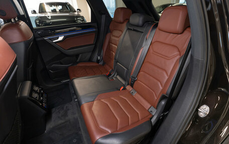 Volkswagen Touareg III, 2019 год, 4 280 000 рублей, 13 фотография