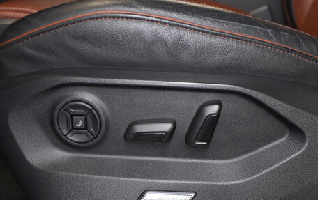 Volkswagen Touareg III, 2019 год, 4 280 000 рублей, 17 фотография