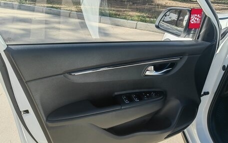 KIA Rio IV, 2020 год, 1 700 000 рублей, 10 фотография