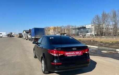 KIA Rio III рестайлинг, 2016 год, 950 000 рублей, 3 фотография