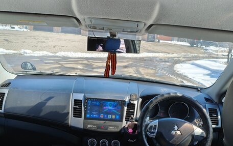 Mitsubishi Outlander III рестайлинг 3, 2009 год, 980 000 рублей, 12 фотография