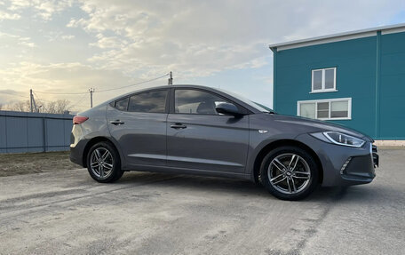 Hyundai Elantra VI рестайлинг, 2017 год, 1 450 000 рублей, 4 фотография